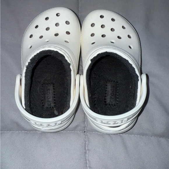 CROCS White Girls Shoes Size 7 - Picture 3 of 4